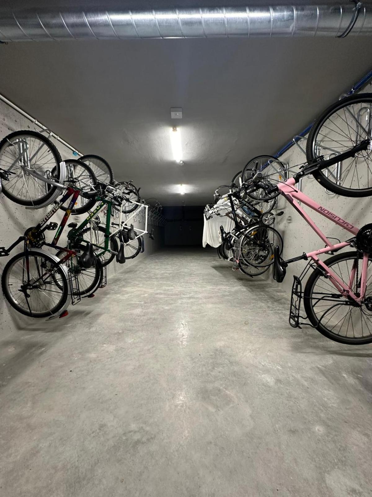 4Summer Kolobrzeg Apartamenty White Blue Sauna & Fitness & Parking 100 Metrow Do Pieknej Szerokiej Piaszczystej Plazy, Wspanialy Widok Z Duzego Tarasu! 100 Meter Zu Einem Schoenen Breiten Sandstrand, Herrliche Aussicht Von Einer Grossen Terrasse! Экстерьер фото