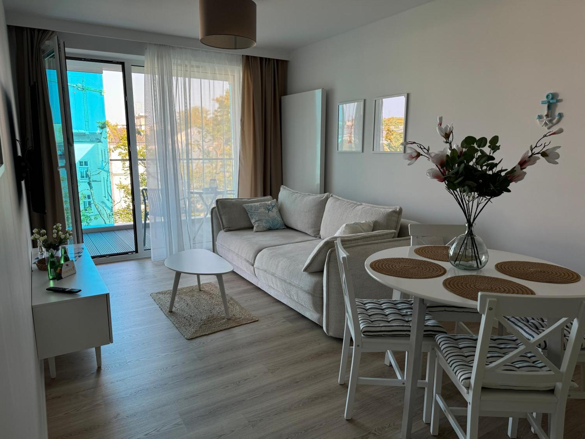 4Summer Kolobrzeg Apartamenty White Blue Sauna & Fitness & Parking 100 Metrow Do Pieknej Szerokiej Piaszczystej Plazy, Wspanialy Widok Z Duzego Tarasu! 100 Meter Zu Einem Schoenen Breiten Sandstrand, Herrliche Aussicht Von Einer Grossen Terrasse! Экстерьер фото